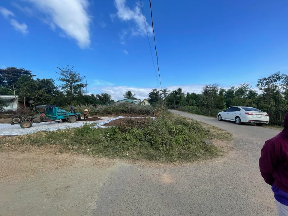 Đất nền 2 mặt tiền Thị trấn Phước An 240m² giá chỉ 400 triệu - Mặt tiền rộng thuận lợi!