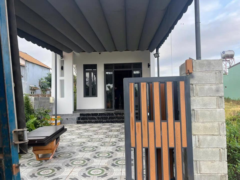 Nhà mới xây huyện Krông Pắc 180m² giá 2 tỷ - Chính chủ thương lượng