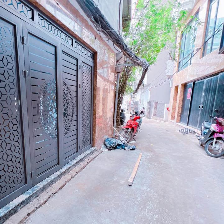 Chung cư mini Đống Đa 180m² giá 9 tỷ - Vị trí đắc địa, cho thuê ngay!