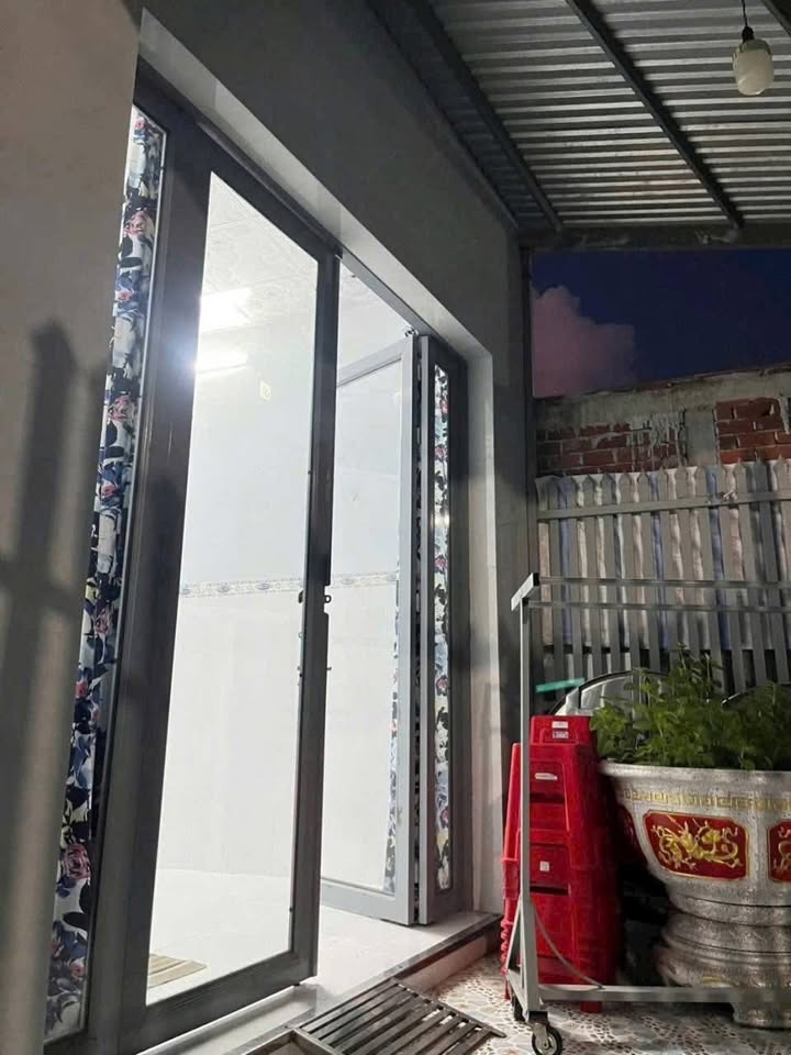 Nhà cấp 4 cho thuê tại Phường 4, Vĩnh Long - 2 phòng ngủ, giá 3.5 triệu/tháng!