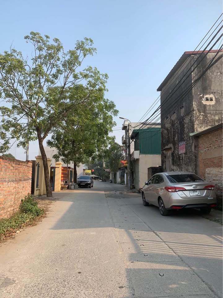 Đất nền kinh doanh tại Thị trấn Quang Minh 40m² giá 2 tỷ - Tiềm năng tăng giá cao!