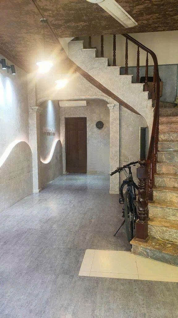 Cho thuê mặt bằng kinh doanh tầng 1 phố Dương Khuê 50m² - Giá tốt chỉ 10 triệu!