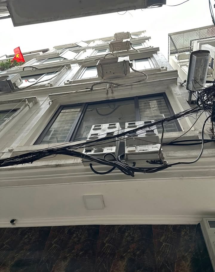 Cho thuê nhà nguyên căn Lê Đức Thọ, Nam Từ Liêm 180m² giá 15 triệu - Thiết kế hiện đại, sẵn sàng vào ở!