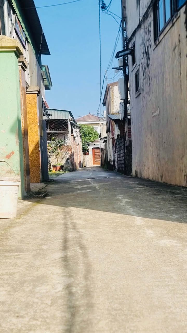 Đất ở Xóm 15, Nghi Kim 78.3m² giá 1.55 tỷ - Gần sân bay, thuận tiện di chuyển!