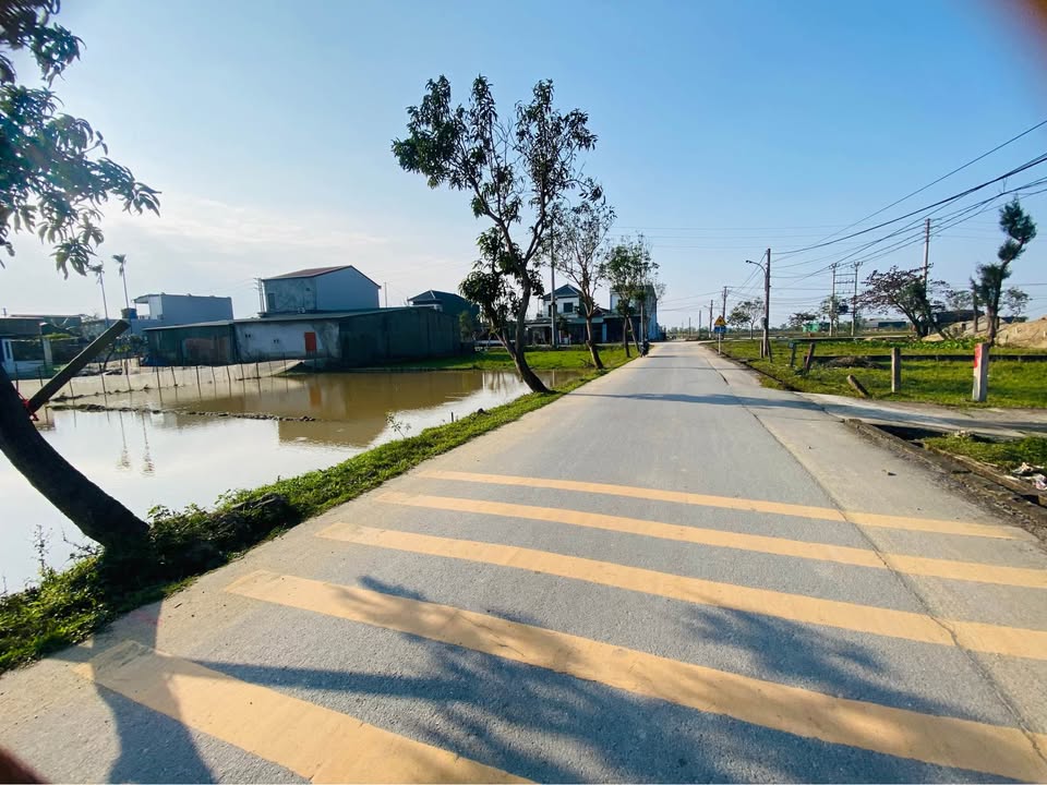 Đất nền tại Thôn Phú Sơn, Xã Tượng Sơn, Hà Tĩnh 144m² giá 1.9 tỷ - Đường thảm nhựa rộng 8m