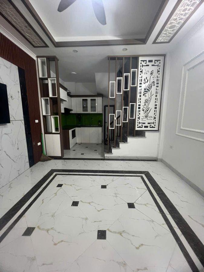 Nhà phố Bồ Đề 125m² giá 5 tỷ - Thiết kế hiện đại, sẵn sàng ở ngay!