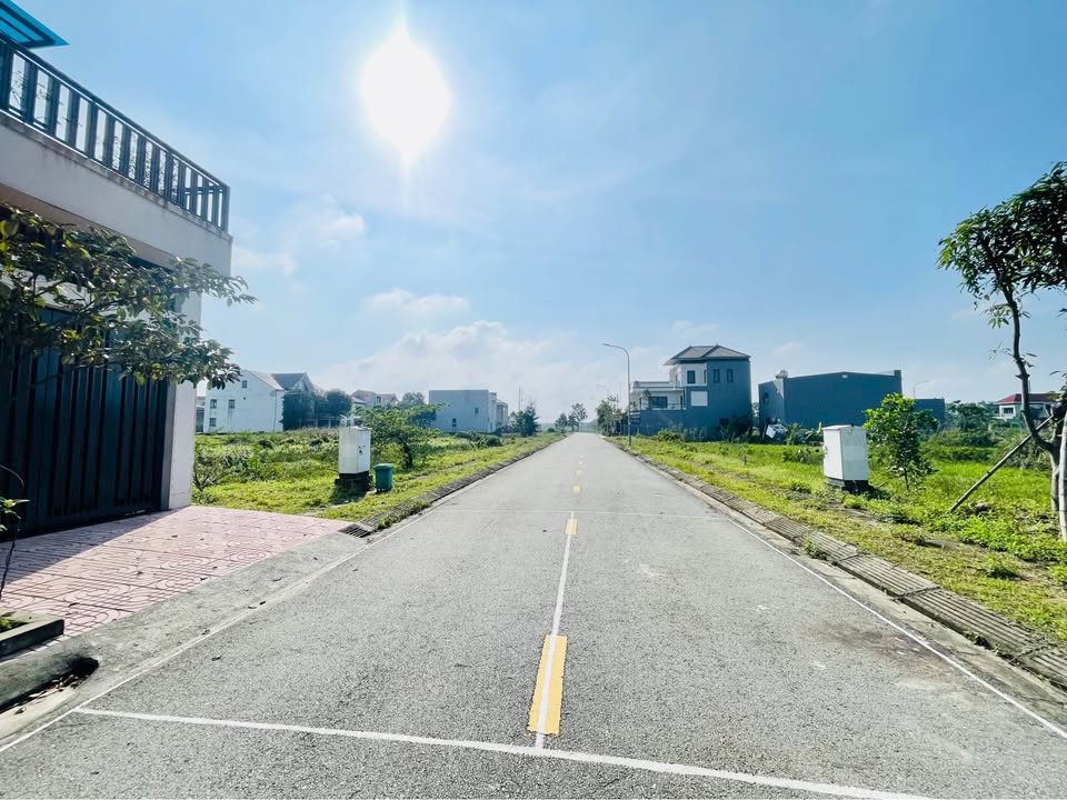 Đất nền Tây Tân Học, Thạch Hạ 144m² giá 3.4 tỷ - Cơ hội đầu tư hấp dẫn!