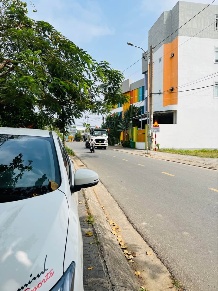 Đất nền Hồ Tri Tân 38m² giá 2 tỷ - Sổ hồng chính chủ, công chứng nhanh!