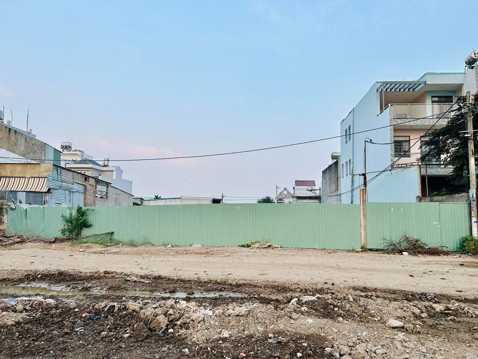 Đất nền hai mặt tiền An Phú Đông 875m² - Cơ hội đầu tư tiềm năng!