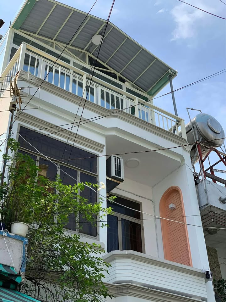 Nhà hẻm Bình Thạnh 48m² giá 16 triệu - Đầu tư sinh lời tuyệt vời!