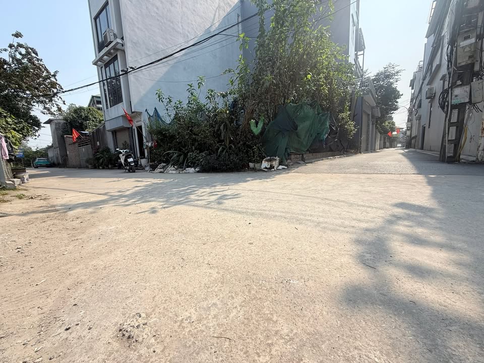 Lô đất Nghĩa Lại, Đông Anh 50m² giá chỉ 7.x tỷ - Mặt tiền hai hướng đẹp!