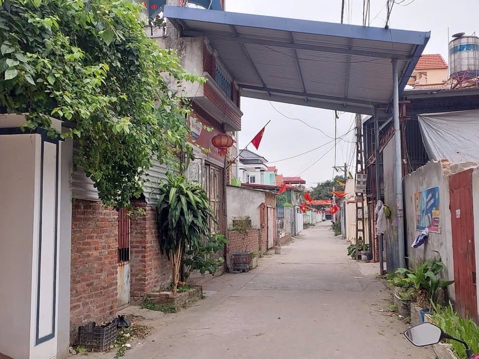 Đất Xóm Trại - Đông Xuân 107m² giá 2 tỷ - Đường ô tô vào tận nơi!