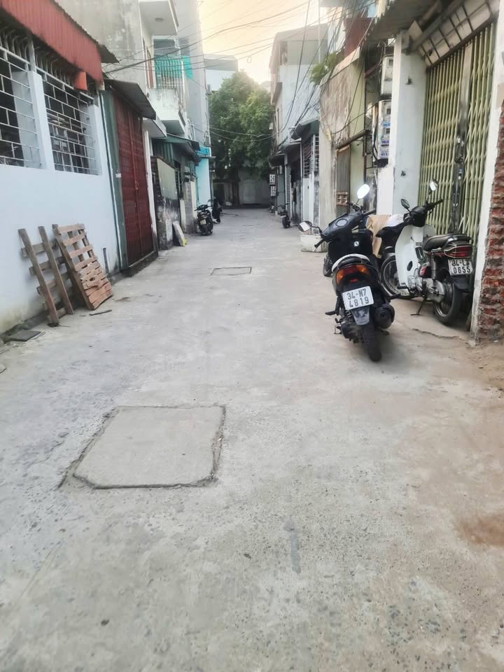 Đất tặng kèm nhà cấp 4 khu Hồ Sượt, Thanh Bình, Hải Dương - 97.6m² giá 3 tỷ