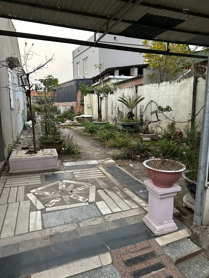 Nhà mặt tiền xóm Việt Hưng 140m² giá 1 tỷ - Chính chủ cần bán gấp!