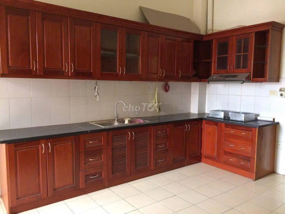 Căn hộ chung cư Dịch Vọng 80m² giá 6 triệu - Ngay tầng 6 thoáng mát!