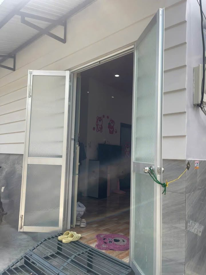 Nhà nhỏ Phường 1, Mỹ Tho 51m² giá 850 triệu - Gần Giồng Dứa, tiện lợi di chuyển!