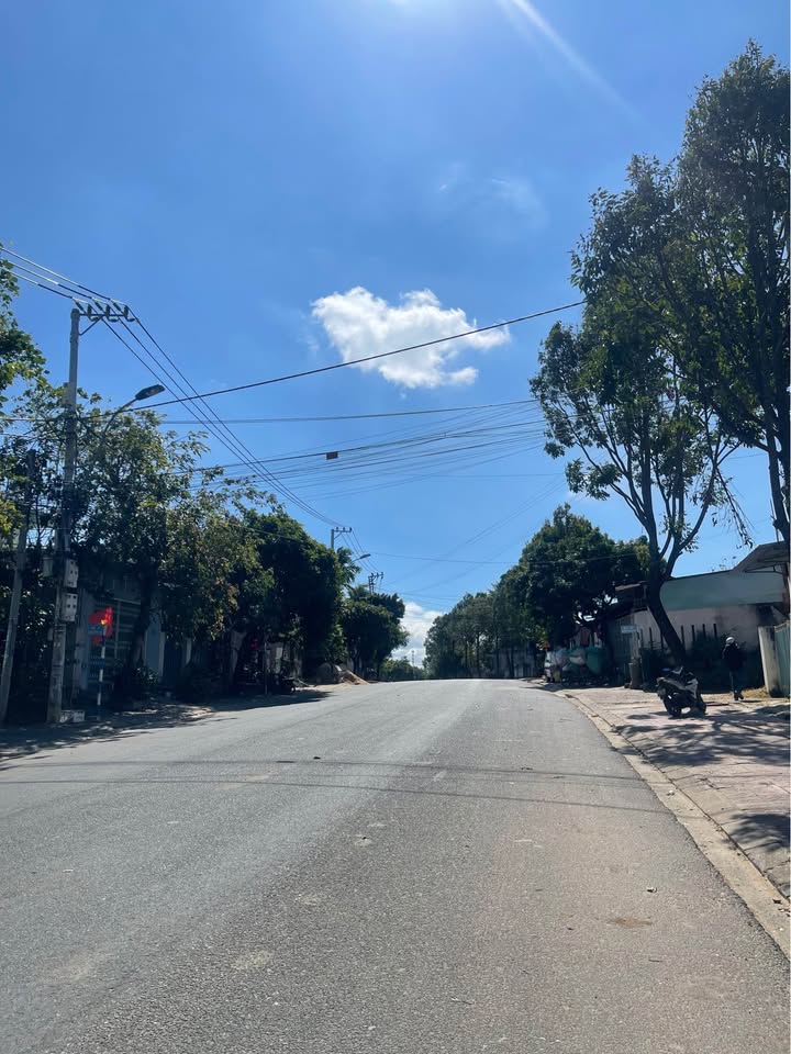 Đất mặt tiền đường Trần Văn Hai, Kon Tum 310m² - Vị trí kinh doanh lý tưởng!