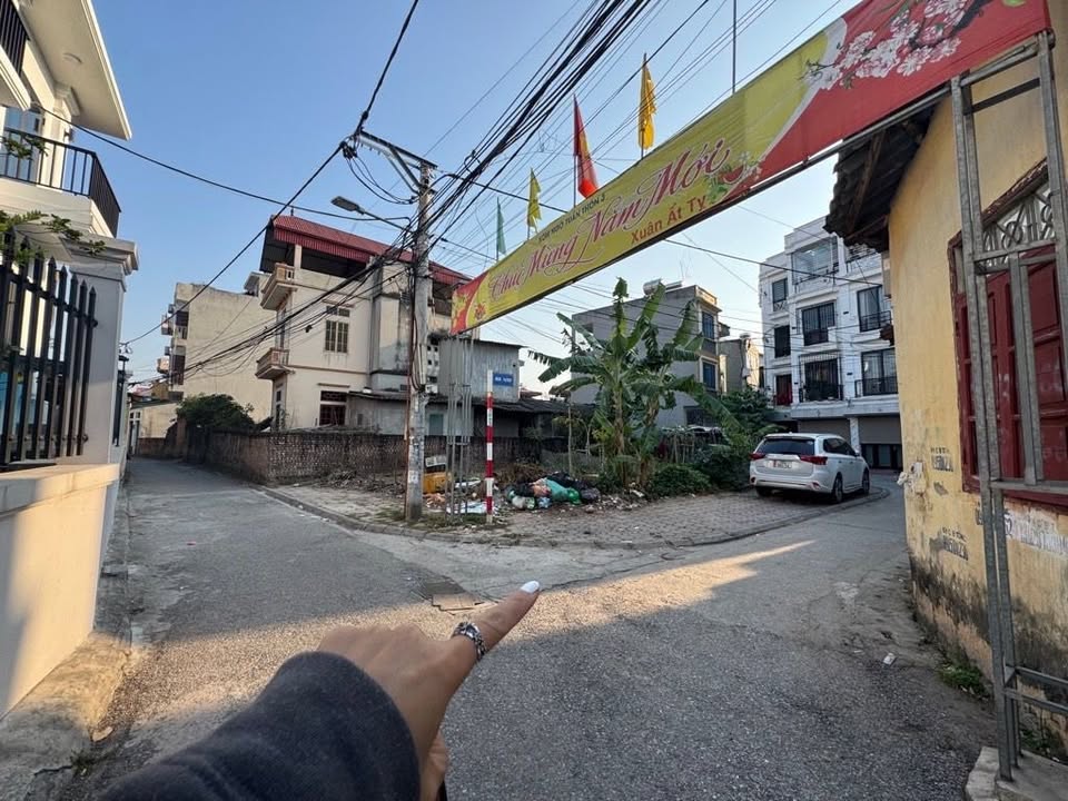 Đất nền Gia Lâm 50m² giá 6.5 tỷ - Đường ô tô vào tận nơi!