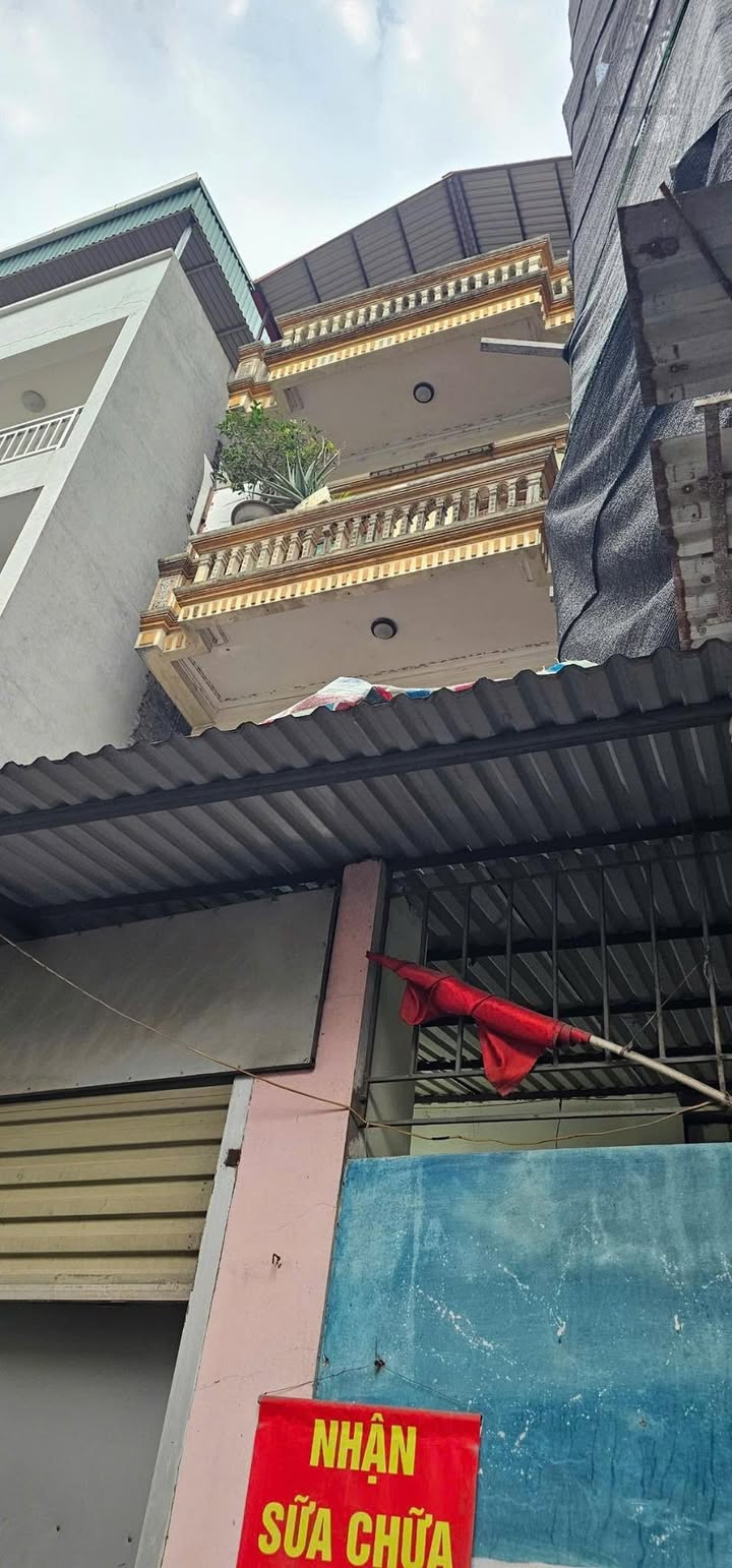 Đất Mỹ Đình Đình Thôn 60m² giá 12.3 tỷ - Tặng nhà 3 tầng, phù hợp xây CHDV!