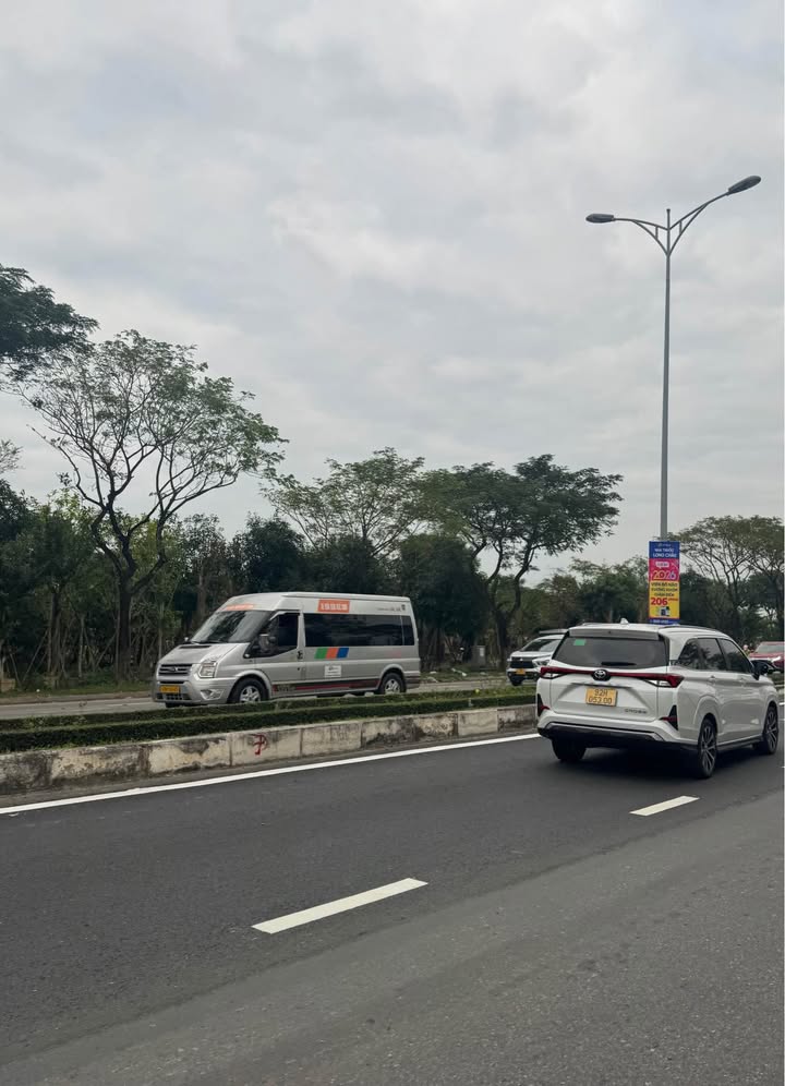 Nhà mặt tiền kinh doanh Đinh Gia Trinh, Hòa Xuân 95m² giá 12 tỷ - Cơ hội đầu tư hiếm có!