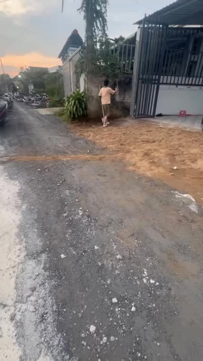 Nhà 1 trệt 1 lầu tại Tân Bửu, Bến Lức 149m² giá 2.75 tỷ - Dân cư hiện hữu!