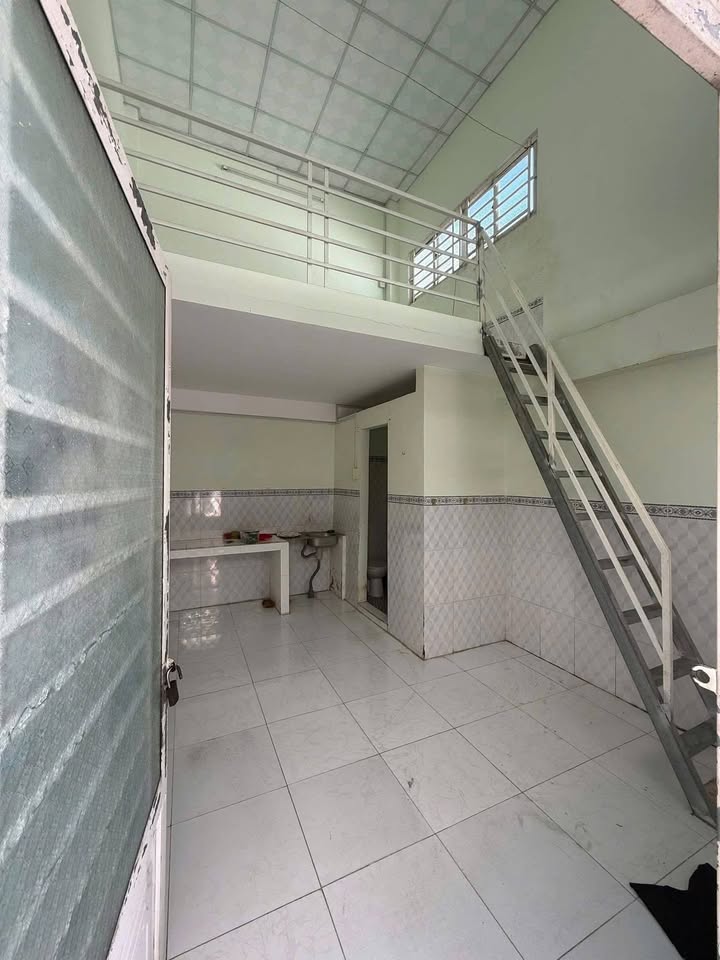 Phòng trọ cho thuê tại hẻm Yết Kiêu, Mỹ Bình - Giá chỉ 1,5 triệu/tháng!