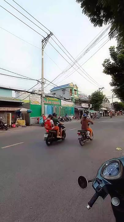 Nhà mặt tiền Trần Thị Cờ, Quận 12, Diện tích 107.5m², Giá 8.5 tỷ - Thương lượng ngay!