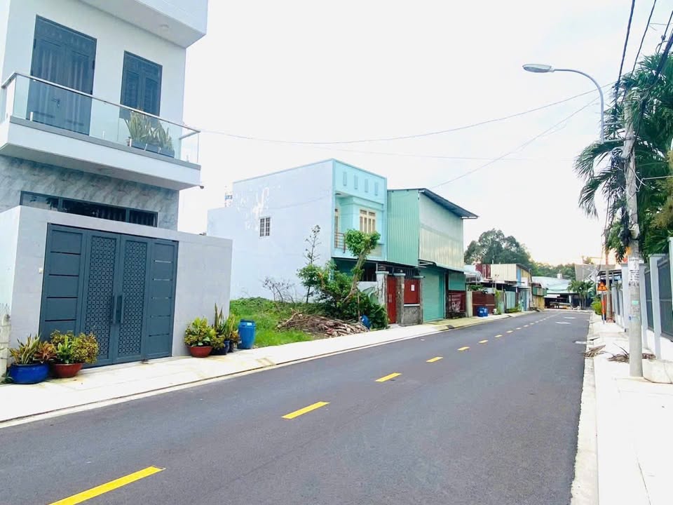 Đất thổ cư 70m² tại Thị Trấn Củ Chi chỉ 2.8 tỷ - Vị trí trung tâm đầy đủ tiện ích!