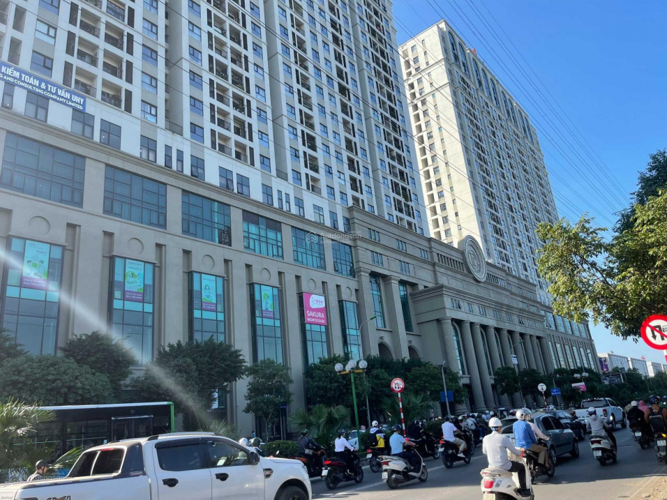 Cho thuê văn phòng tại Tòa Roman - Tố Hữu 225m² chỉ 44 triệu/tháng - Không gian lý tưởng cho doanh nghiệp!