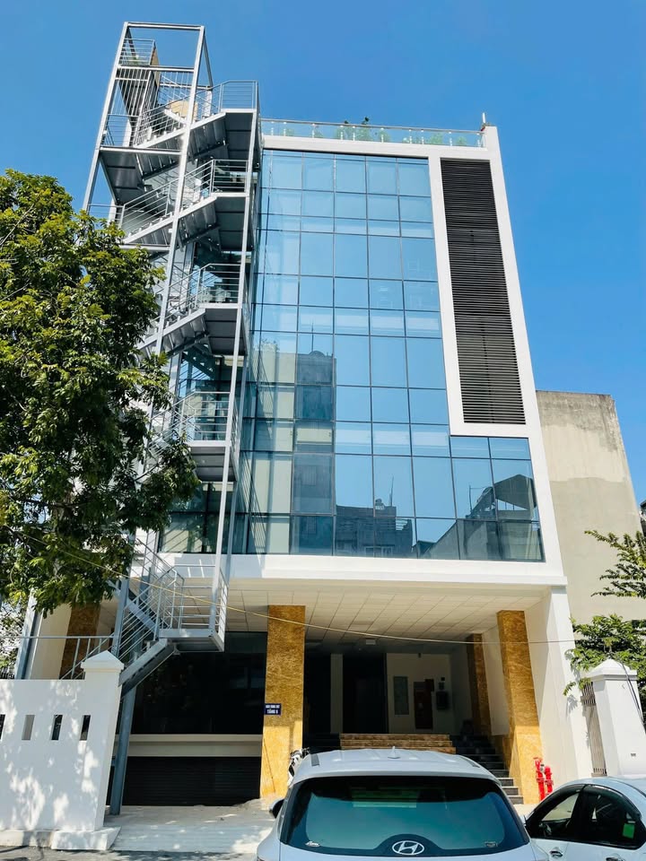 Văn phòng cho thuê tại Nguyễn Trãi - 60m² chỉ 10 triệu/tháng - Cơ hội không thể bỏ lỡ!