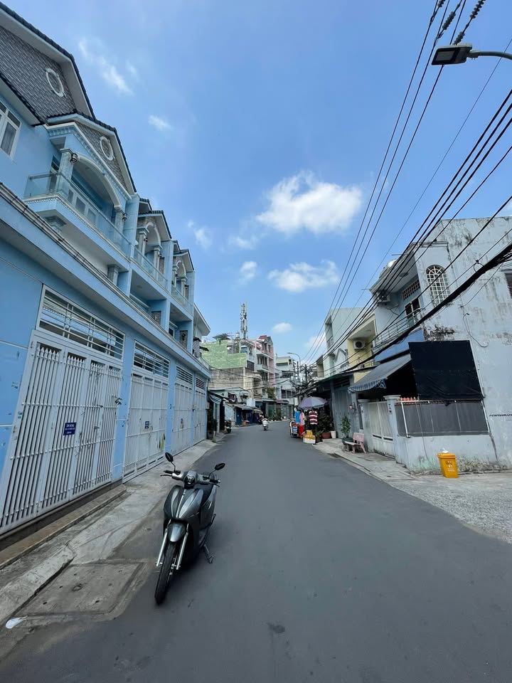 Đất hẻm 542 Tỉnh Lộ 10, Bình Tân 95.48m² giá 4 tỷ - Cơ hội đầu tư tuyệt vời!