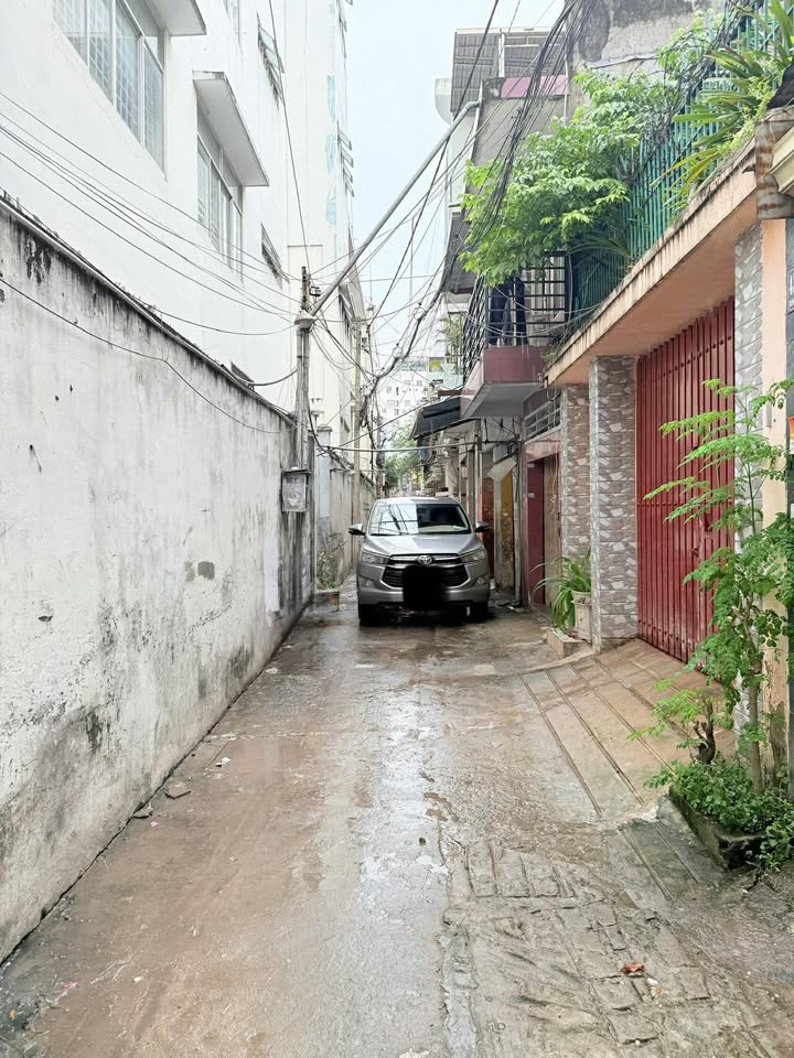 Nhà 3 tầng hẻm xe hơi Trường Chinh, Tân Bình, 45m² chỉ 7.4 tỷ - Sổ hồng hoàn công đủ!