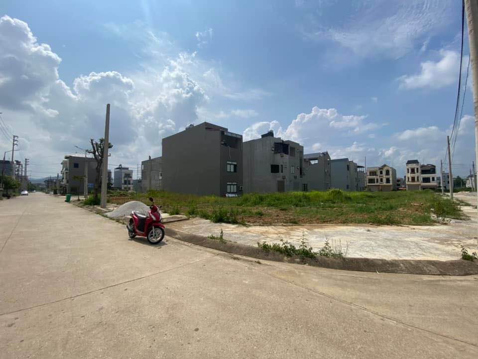 Lô đất góc Mặt đường Võ Chí Công, 94m² giá 3 tỷ - Tiềm năng sinh lời cao!