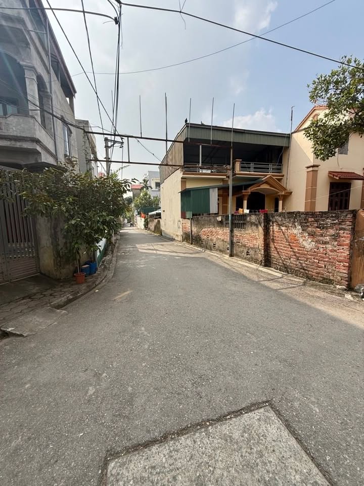 Đất nền Kim Sơn, Gia Lâm 72m² giá 3.75 tỷ - Ô tô đỗ cửa, thuận tiện sinh sống!