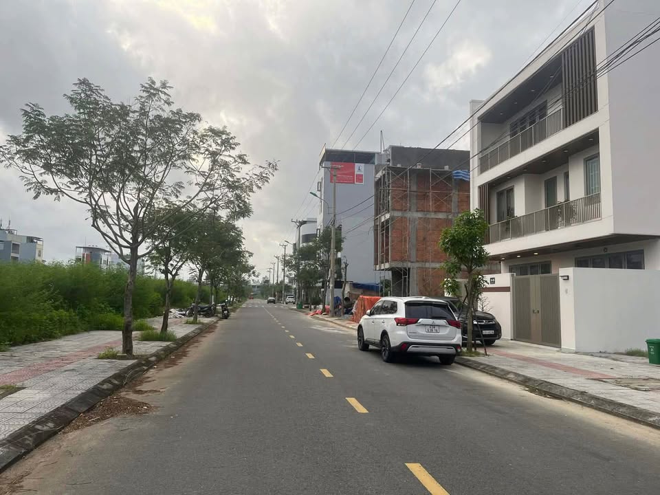 Đất nền Đường Cồn Dầu 15, Hòa Xuân 100m² giá 7 tỷ - Cơ hội đầu tư tuyệt vời!