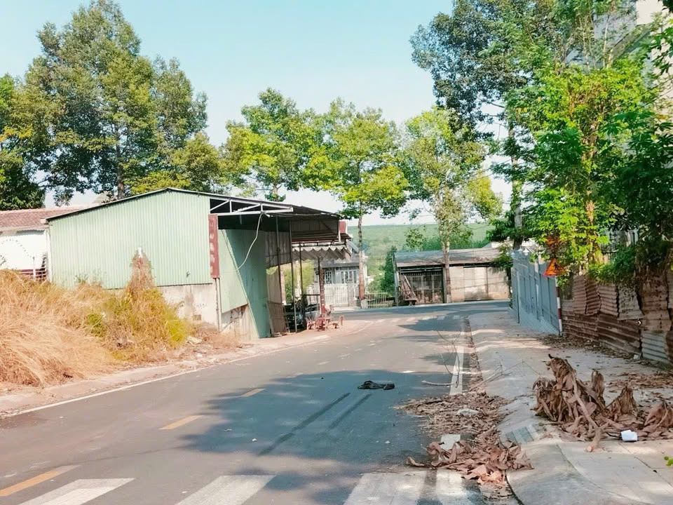 Đất thổ cư Nguyễn Hữu Cảnh, Đồng Xoài 96m² giá 1.5 tỷ - Cơ hội đầu tư tuyệt vời!