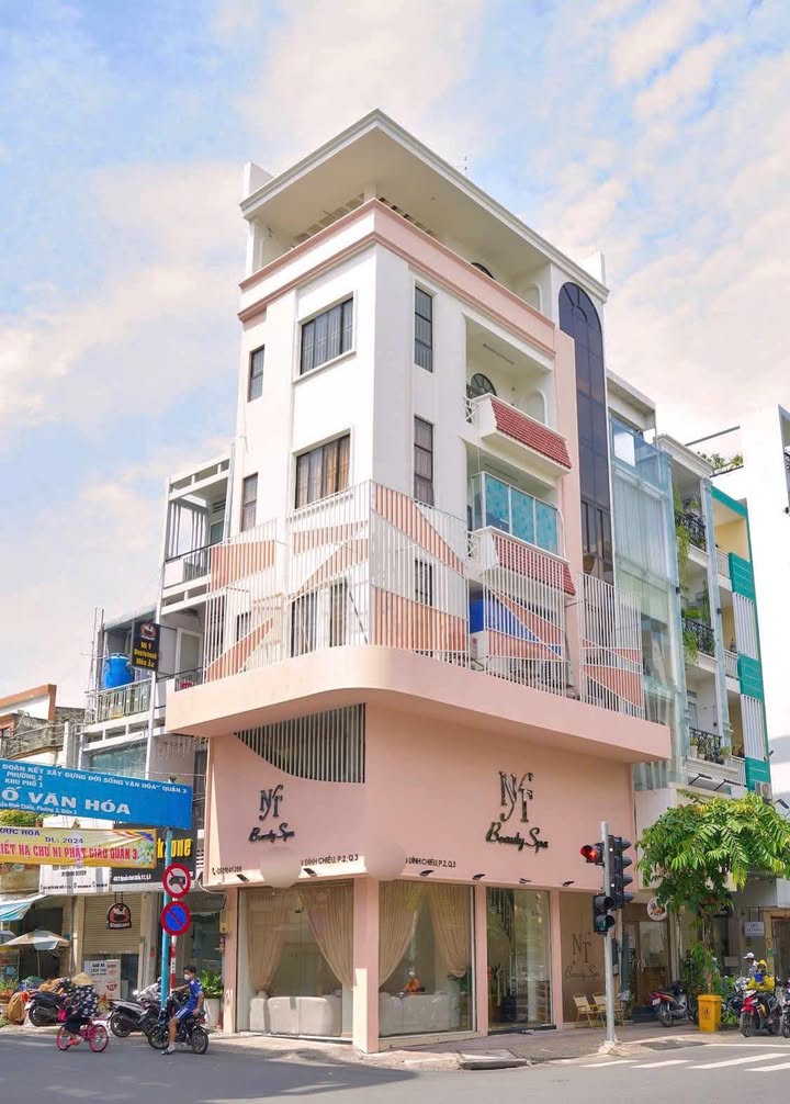 Cho thuê FrontHouse Nguyễn Đình Chiểu Quận 3 - Vị trí đắc địa, phù hợp kinh doanh!