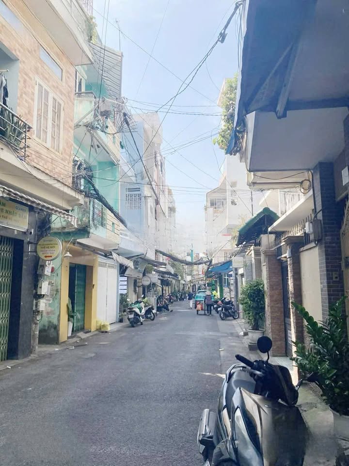 Nhà nguyên căn cho thuê tại Lê Văn Sỹ, Phú Nhuận 83m² giá 13.5 triệu - Thích hợp ở và kinh doanh online!