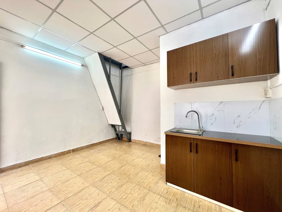 Kiot cho thuê tại Satra Phạm Hùng, Bình Chánh - Giá chỉ 6.5 triệu/tháng!