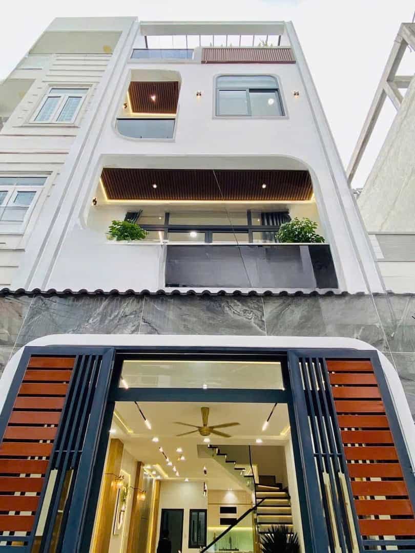 Bán nhà 3 tầng Nguyễn Thượng Hiền P5 Q. Bình Thạnh giá 3.95 tỷ - Đang cho thuê 16 triệu/tháng!
