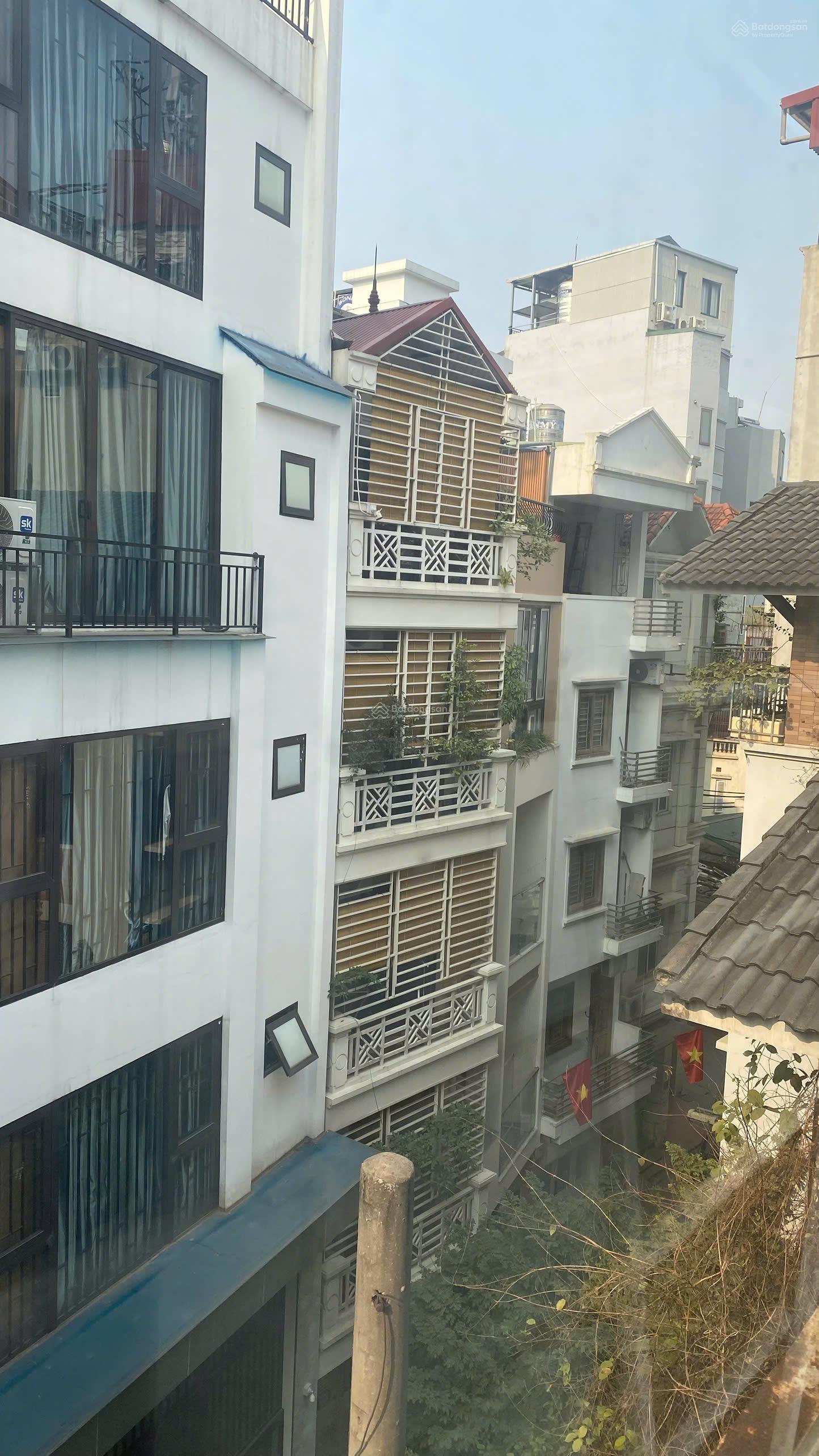 Bán đất kèm nhà khu phố Liễu Giai Ba Đình 110m² - Ô tô vào tận nhà - GPXD 9 tầng