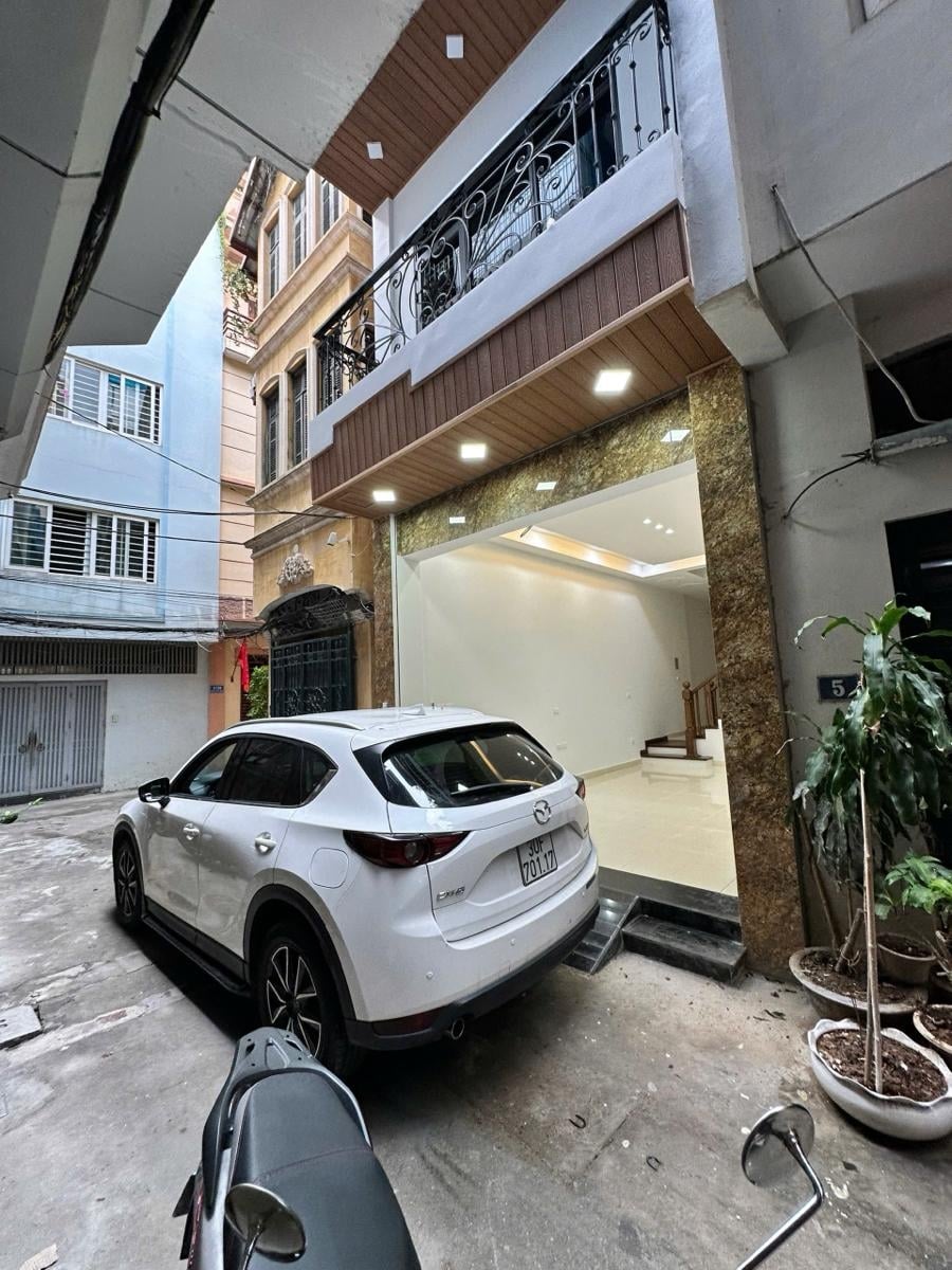 Nhà phố Hoàng Văn Thái, Thanh Xuân 46m² giá 17.5 tỷ - Ô tô vào nhà, phân lô quân đội!
