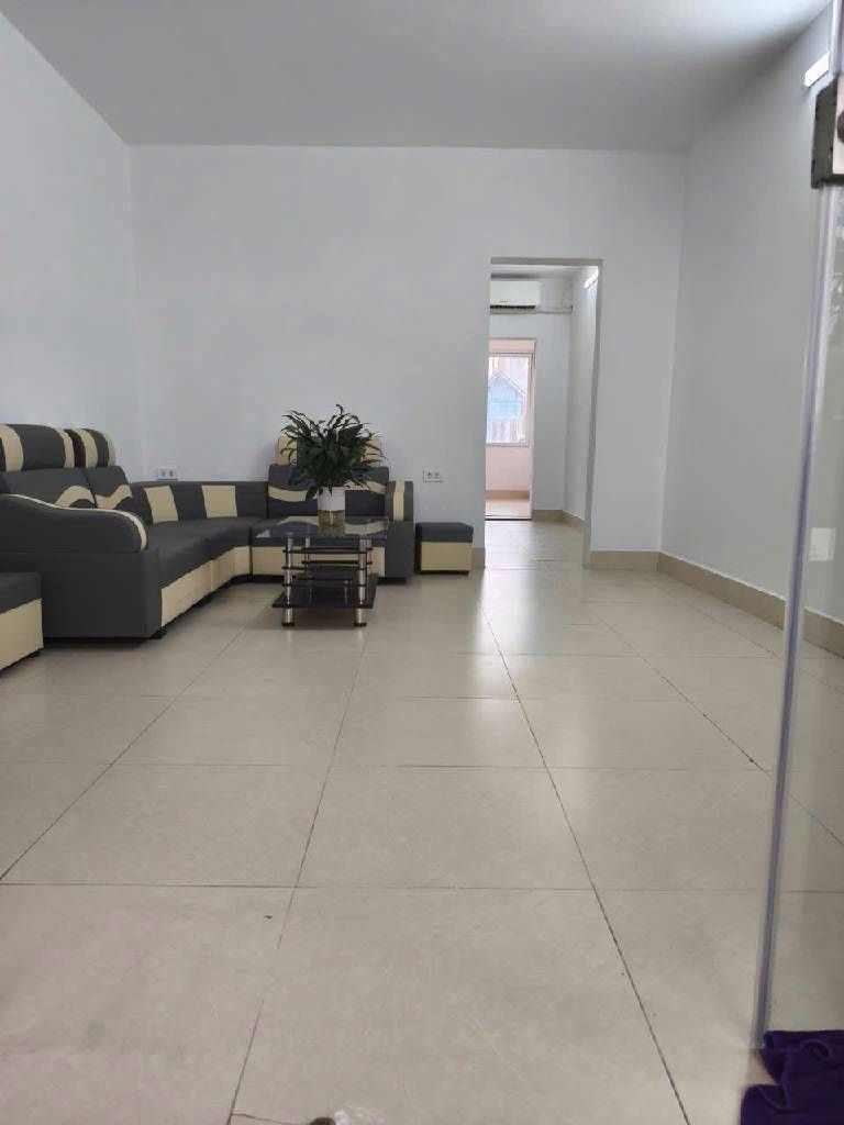 Căn hộ Kim Giang 65m² giá 3.8 tỷ - Đẹp full nội thất, ô tô vào nhà!