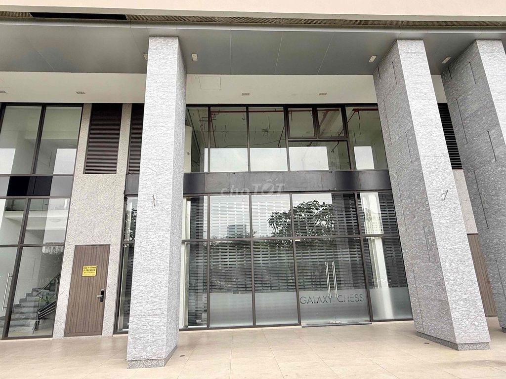 Shophouse Midtown Phú Mỹ Hưng 153m² giá 75 triệu - Vị trí đẹp đối diện công viên