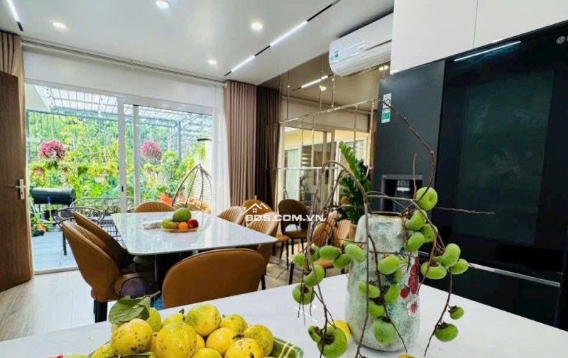 Nhà Đẹp Nam Đồng - Hồ Đắc Di, Đống Đa 180m² giá 6 tỷ - Sẵn sàng ở ngay!