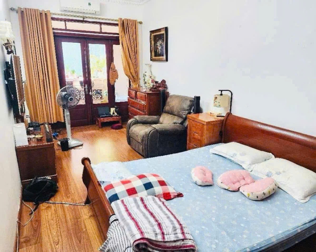 Nhà mặt phố Khương Thượng Đống Đa 106m² giá 28 tỷ - View hồ thoáng vĩnh viễn