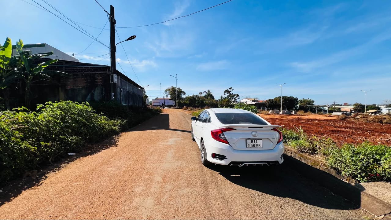 Đất nền 3 lô Nguyễn Văn Linh 255m² giá 7 tỷ - Vị trí vàng TP Pleiku