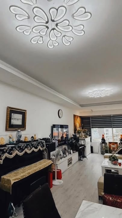 Căn hộ Saigon Pearl 135m² giá 13.x tỷ - Full nội thất, view nội khu
