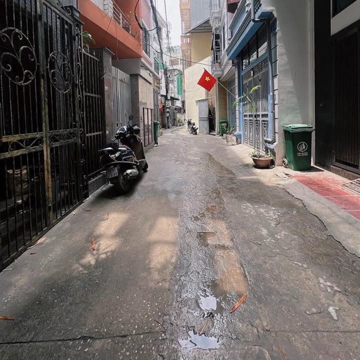 Nhà riêng Hồ Tùng Mậu 54m² giá 12.5 tỷ - Ngõ rộng ô tô, vị trí đẹp!