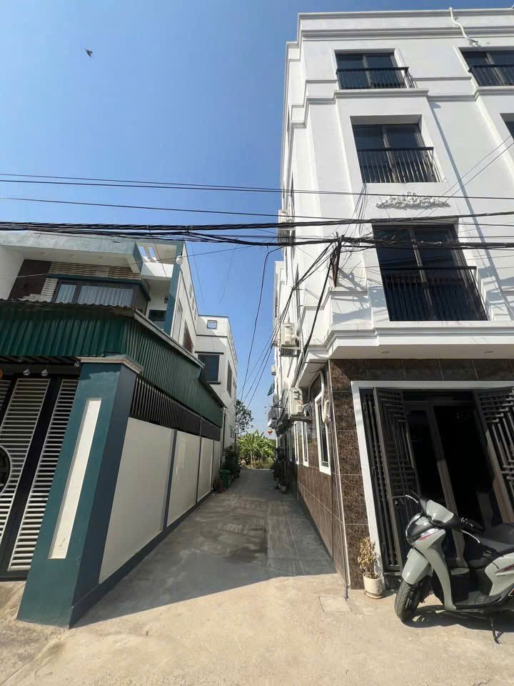 Nhà Phụng Châu, Chương Mỹ 36m² giá 4.25 tỷ - Đầy đủ nội thất, sẵn sàng ở ngay!